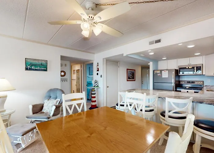 Anchors Aweigh Apartment *