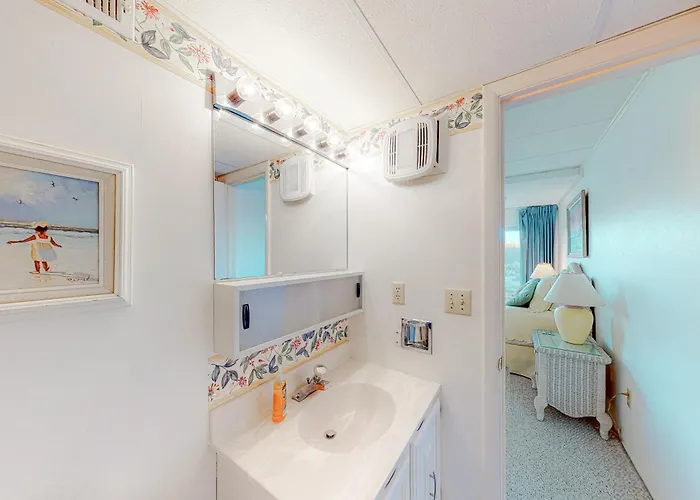 Apartment Anchors Aweigh
