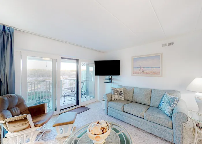 Apartment Anchors Aweigh *