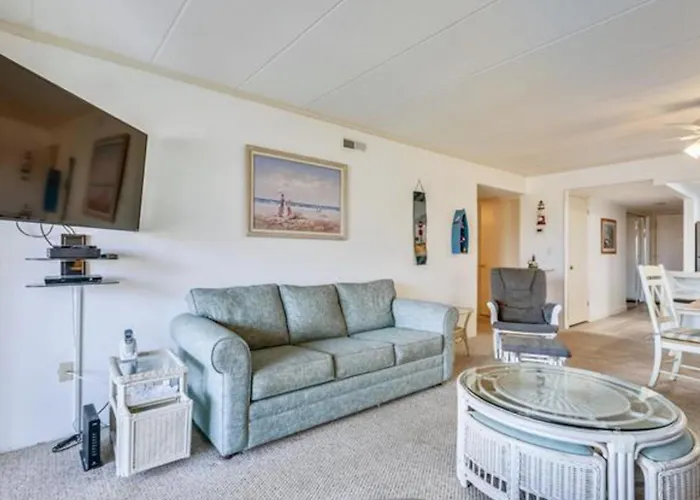 Anchors Aweigh Apartment *