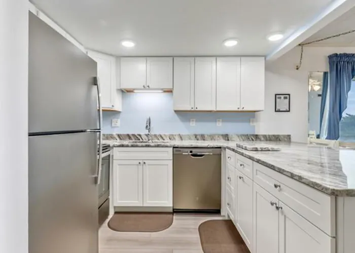 Anchors Aweigh Apartment *