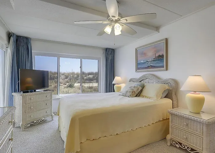 Anchors Aweigh Apartment